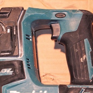 ☆	マキタ makita HR171D 17mm 充電式ハンマドリル◆”ワンハンド”ハンマドリルに