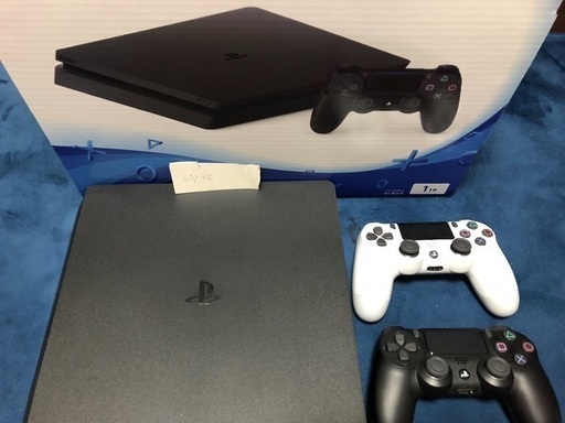 cuh2100美品数日限り1tbPS4本体+コントローラー（計2個）