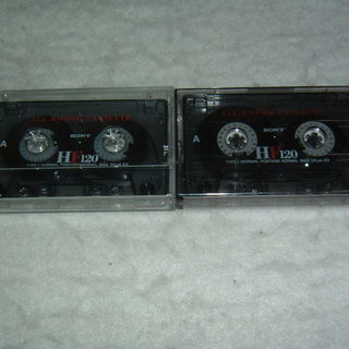中古品　SONYカセットテープ　Ｃ－１２０HF、Ｐケース付き　2巻 