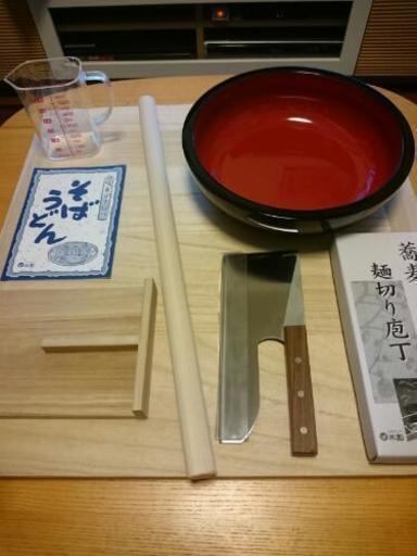 【お取引終了】手打ち蕎麦(うどん)を手ごろに楽しめるサイズの麺打ちセット\n\n
