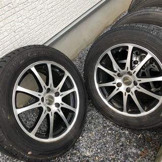 スタッドレスタイヤ・冬用タイヤ