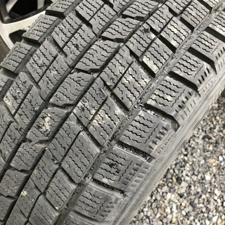 スタッドレスタイヤ・冬用タイヤ