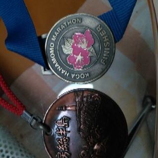 マラソン大会のメダル