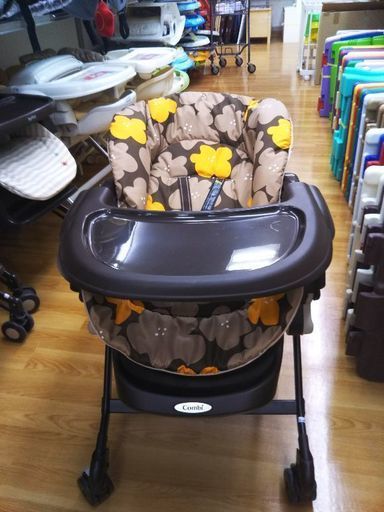 コンビ　ネムリラ　【ブックオフ409号川崎港町店】