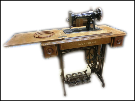 生まれのブランドで アンティーク ブラザー 足踏みミシン 鉄脚