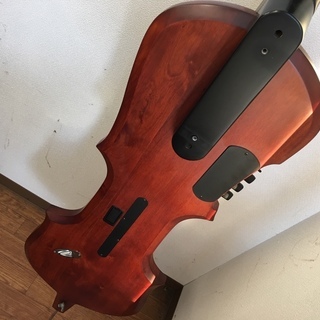 Ariaのアップライトベースが入荷致しました！！