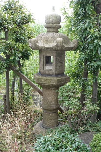 石灯篭 造園 庭園 庭 美術品 アンティーク | procomm.ca