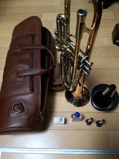 トランペット売ります Jupiter JTR-812R