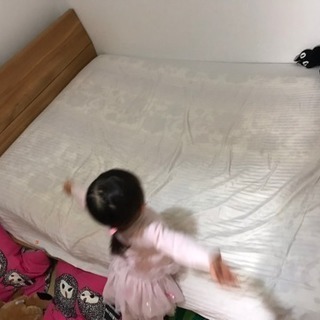 オシャレなダブルベッド