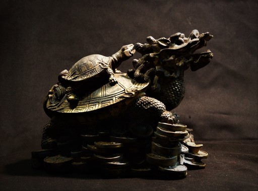 鬼レア！！ 蓋式になっている真鍮龍亀の置物　　宝くじ　財運　風水 鬼レア！！ 蓋式になっている真鍮龍亀の置物 宝くじ 財運 風水