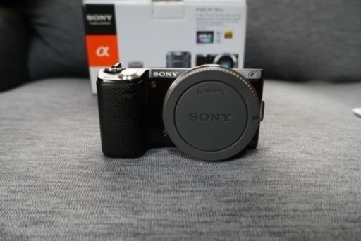 ミラーレスカメラ SONY α NEX-5N (ボディ/バッテリー /充電器)