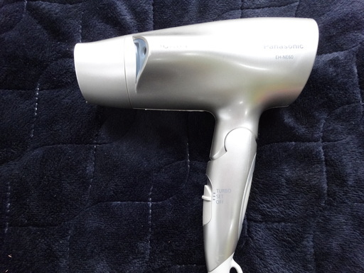 東751　パナソニックヘアードライヤー　EH-NE60