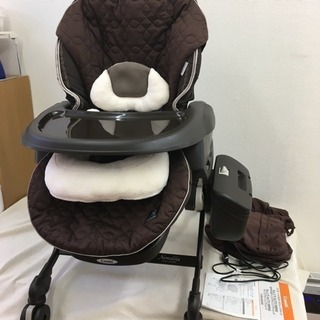 コンビネムリラオートスウィングおやすみダッコプラスハイローチェア