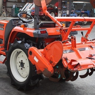 【SOLD OUT】クボタ トラクター T22 22馬力 パワステ 自動水平 4WD 美品