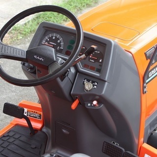 【SOLD OUT】クボタ トラクター T22 22馬力 パワステ 自動水平 4WD 美品