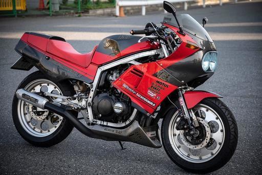 車検 H32.7月 スズキ GSX-R ヨシムラカスタム トルネード　F-３　旧車・レーサーレプリカ・80's