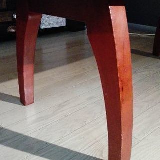 レトロ脚のローテーブル