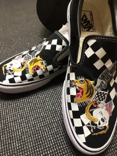【新品】 buns slip-on
