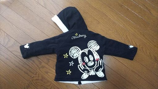 ８０センチ ミッキーのコート 赤ちゃん本舗で購入 ゆかり 上石神井のベビー用品 ベビー服 の中古あげます 譲ります ジモティーで不用品の処分