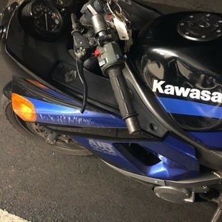 ZZR400