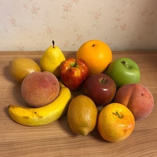 作り物の果物