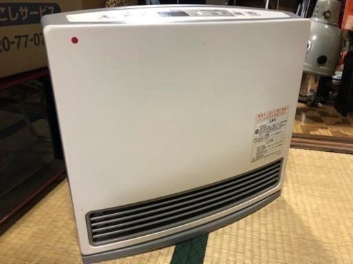 【11/10 バザー限定特価】ガスファンヒーター