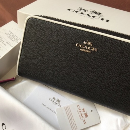 COACH/コーチ  新品未使用  ラウンドファスナー長財布