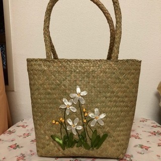 自然な草編むバッグ(新品)
