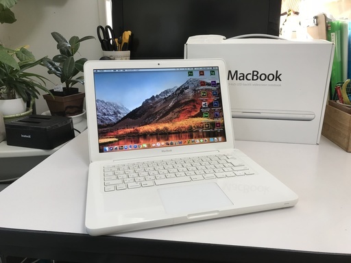 Mac MacBook A1342 Core2Duo 2.26GHz/2GB/250GB