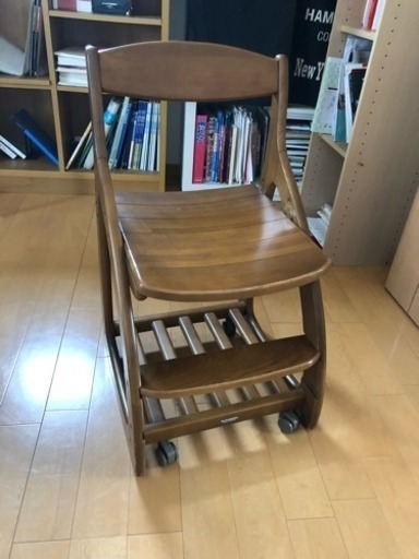 \u003c取引中\u003e木製の椅子