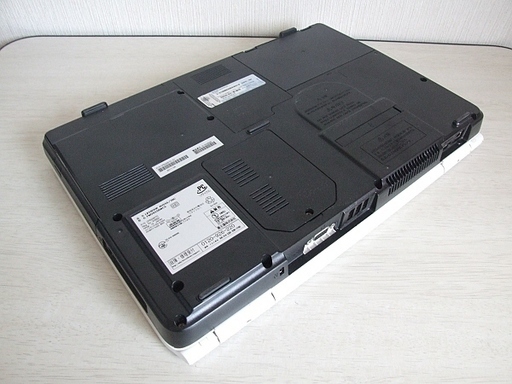 高速SSD240GB搭載 FUJITSU LIFEBOOK AH550/5BC ノートパソコン