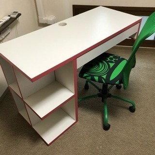 IKEA学習机と椅子