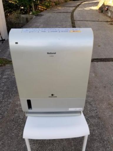 National、加湿器、空気清浄機が付いてます