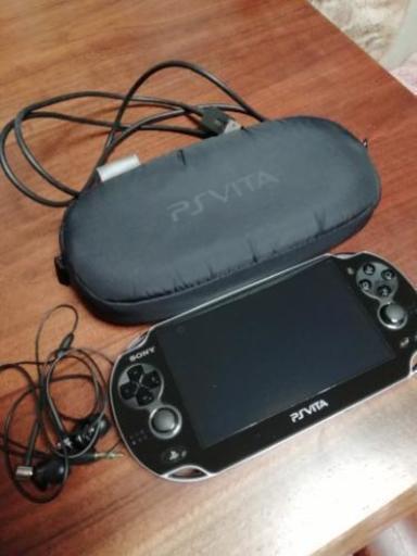 人気ブランド 【決定済】PS Vita本体 16Gメモリーカード付 PCH-1000 Wi