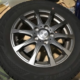 ヴォクシー、ノア等スタッドレスタイヤ