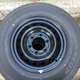 値下げしました(新車外し)ダンロップ195/80R15 107/105L LT 4本セット