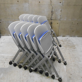 プラス　キャスター付きスタック椅子10脚セット　M800　『良品中古』【リサイクルショップサルフ】