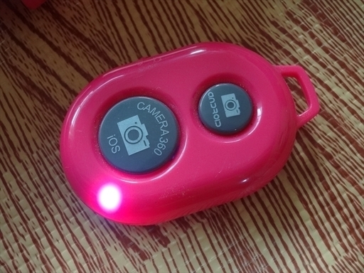 Wky 01 自分撮り セルカ棒 Bluetoothシャッターリモコン 三脚機能搭載 自撮り棒 スマホ ワイヤレス Hiro 大阪のその他の中古あげます 譲ります ジモティーで不用品の処分 Wky 01 自分撮り セルカ棒 Bluetoothシャッターリモコン 三脚機能搭載 自撮り棒 スマホ ワイヤレス Hiro 大阪のその他の中古あげます 譲ります ジモティーで不用品の処分
