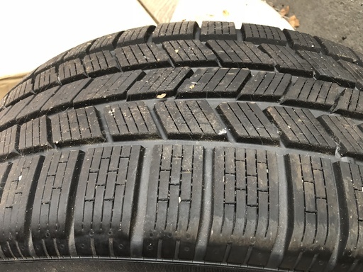 スタットレス。ベンツＭＬ３５０d　型式ＬＡ-１６６０２４１９　２２５/５０ｒ１９