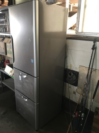 自動製氷機付き 冷蔵庫 日立 格安 355l ファミリー 中型 冷凍 ケイ 成東のキッチン家電 冷蔵庫 の中古あげます 譲ります ジモティーで不用品の処分