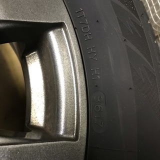 ヴォクシー、ノア等スタッドレスタイヤ