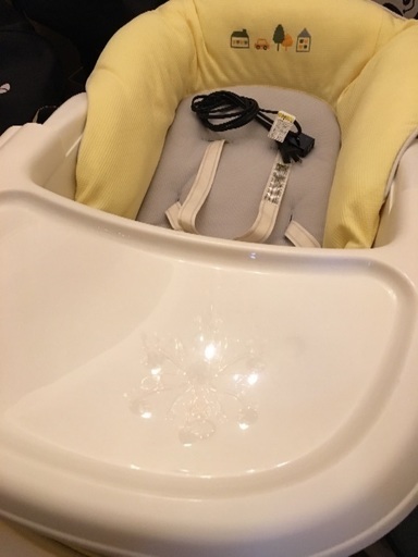 【取引中】Combi 電動ハイローチェア