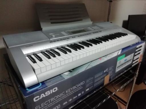 CASIO製キーボード 61鍵盤 CTK-4000