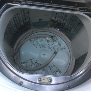 2013年式 HITACHI 8キロ洗濯機 ビートウォッシュ