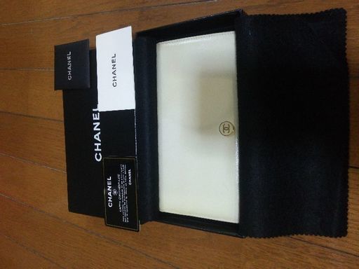 CHANEL 長財布