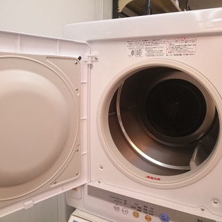 家電1年保証対象品】 SHARP 【美品】2016年製 KD-55F-W 衣類