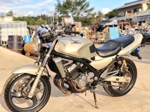250cc バリオス2型 4発高回転ネイキッド