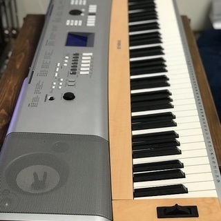電子ピアノ YAMAHA Portable Grand DGX-620