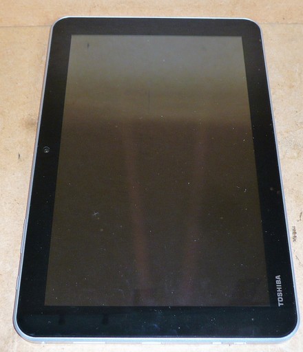 東芝 Toshiba A204yb Android スレート型タブレット 画面が大きく使いやすい ロボコン 港南台のタブレットpcの中古あげます 譲ります ジモティーで不用品の処分