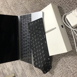 12インチMacBook (2017年) 今年購入しました！特典付き！